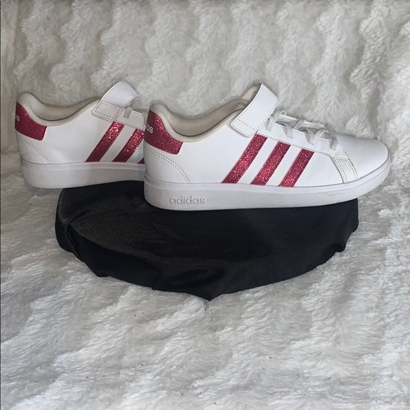 Adidas women White and Pink Sneakers - Picture 7 of 8